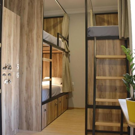 Hostel Nomad Tbilisi Eksteriør bilde