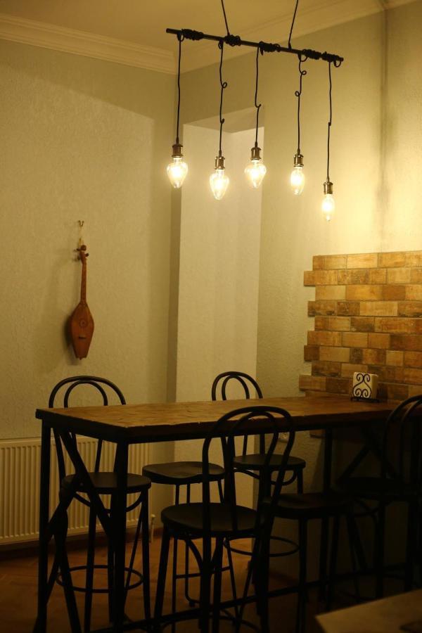 Hostel Nomad Tbilisi Eksteriør bilde