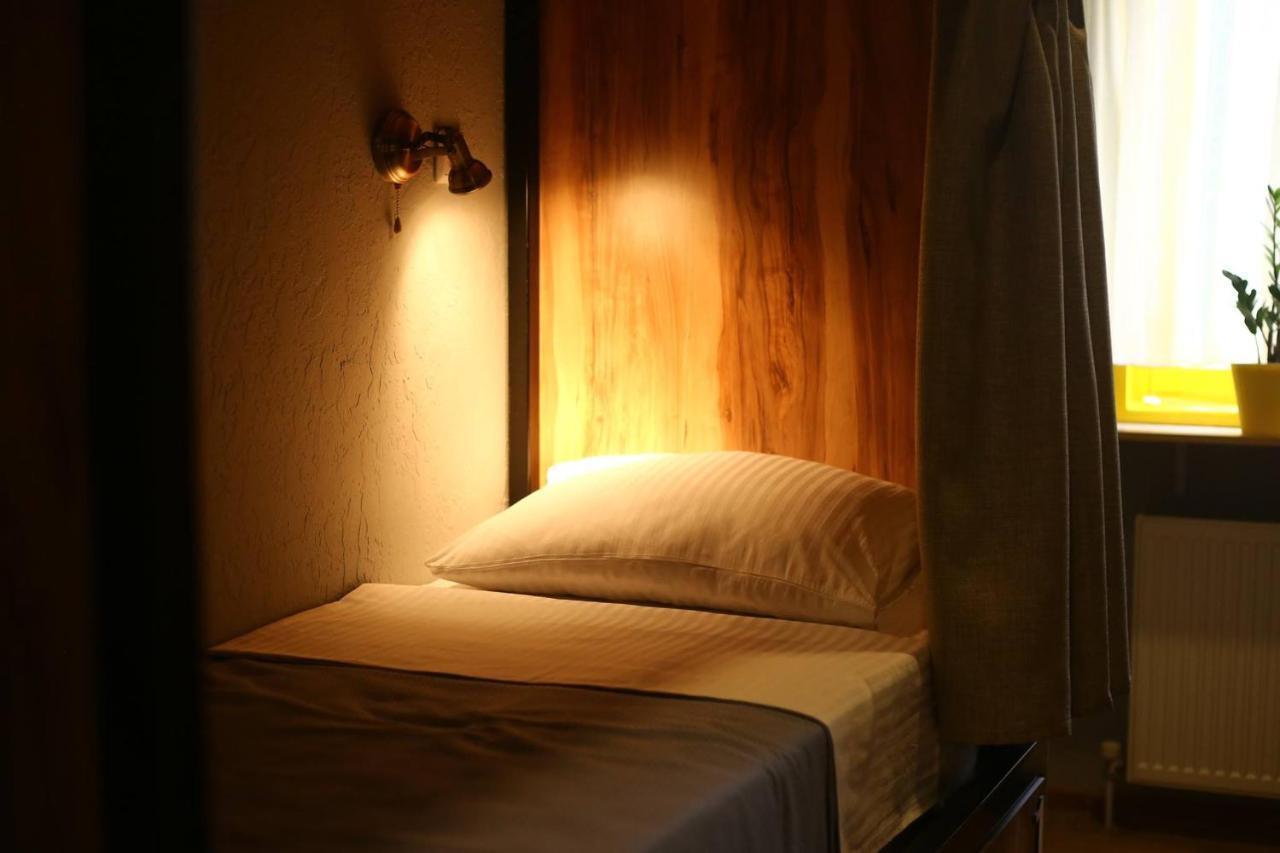 Hostel Nomad Tbilisi Eksteriør bilde