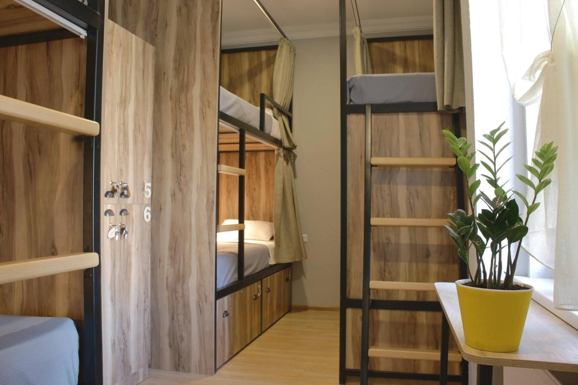 Hostel Nomad Tbilisi Eksteriør bilde